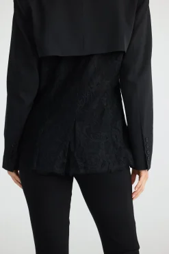 Brave & True Roxie Blazer- Black