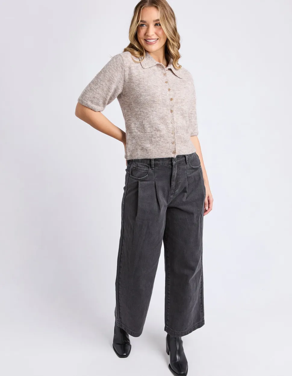 Foxwood Fernie Button Knit - Oat