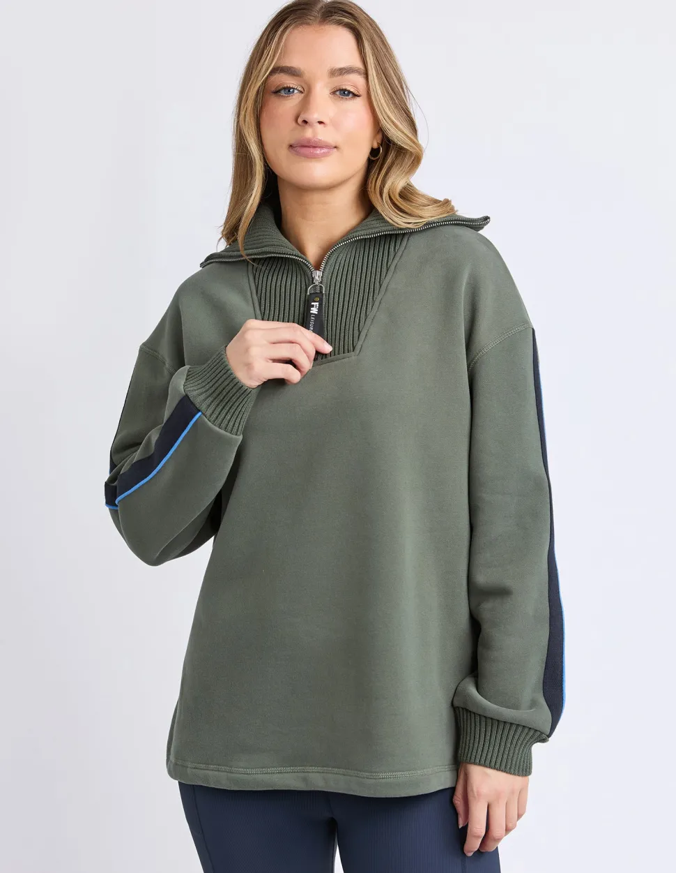 Foxwood Knit Collar Crew - Khaki