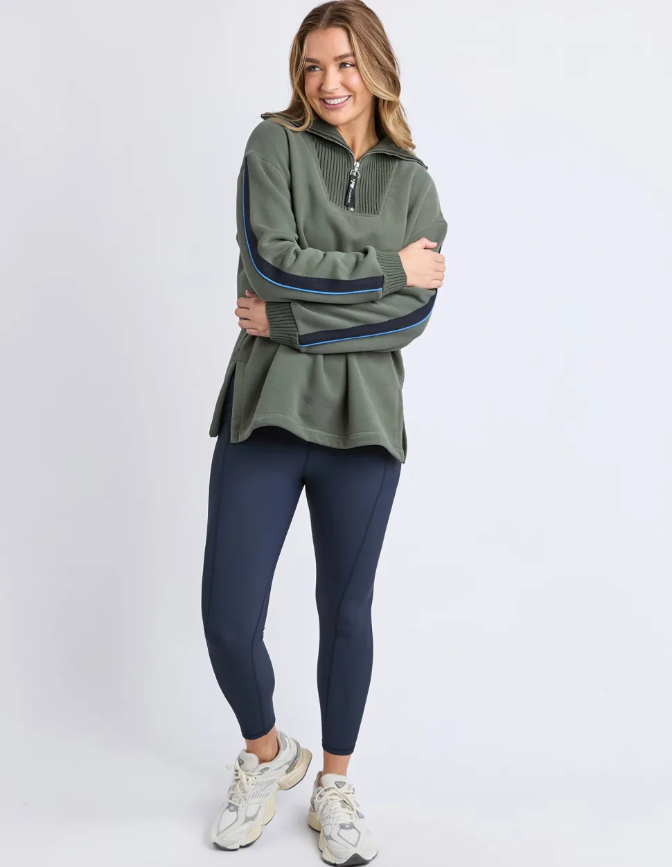 Foxwood Knit Collar Crew - Khaki