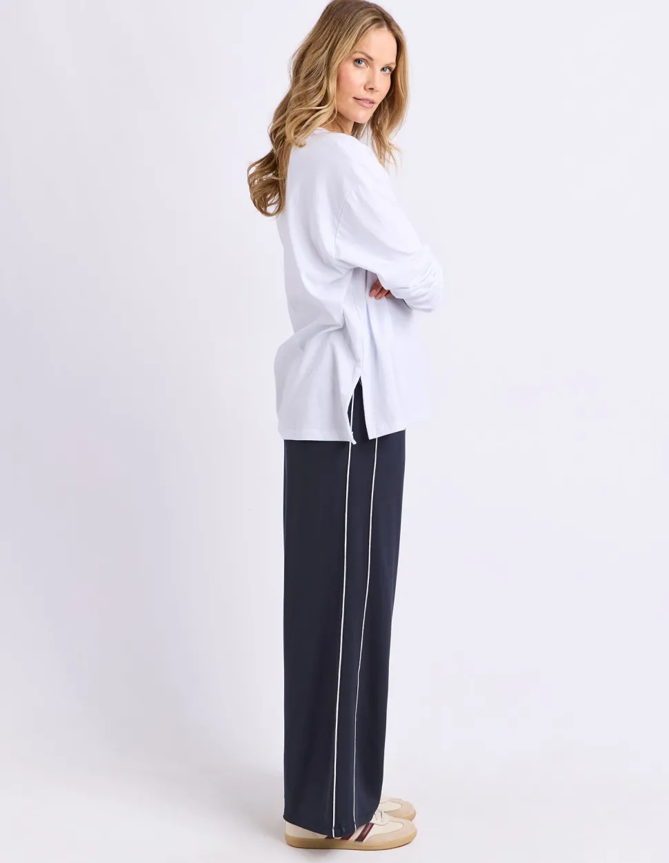 Foxwood Simplified Long Sleeve Tee - White