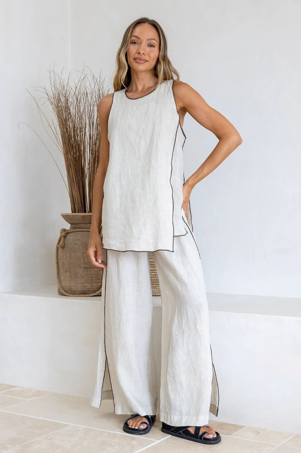 Free Angel Ventilata Top - Sand with Mocha Trim