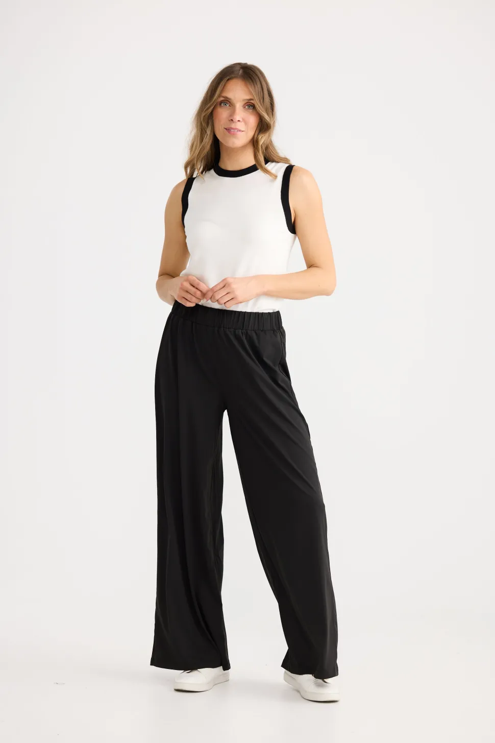 Home Love Tovi Flare Pant - Black
