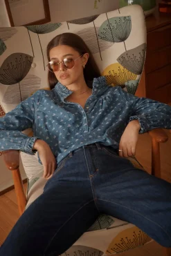 Kireina Tamara Shirt - Denim with Flower