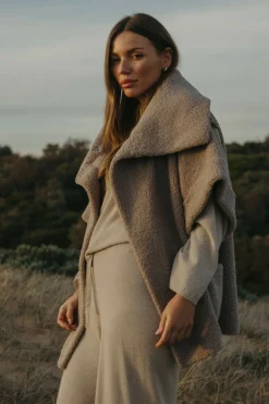 Talamaya Sherpa Cuddle Coat - Putty