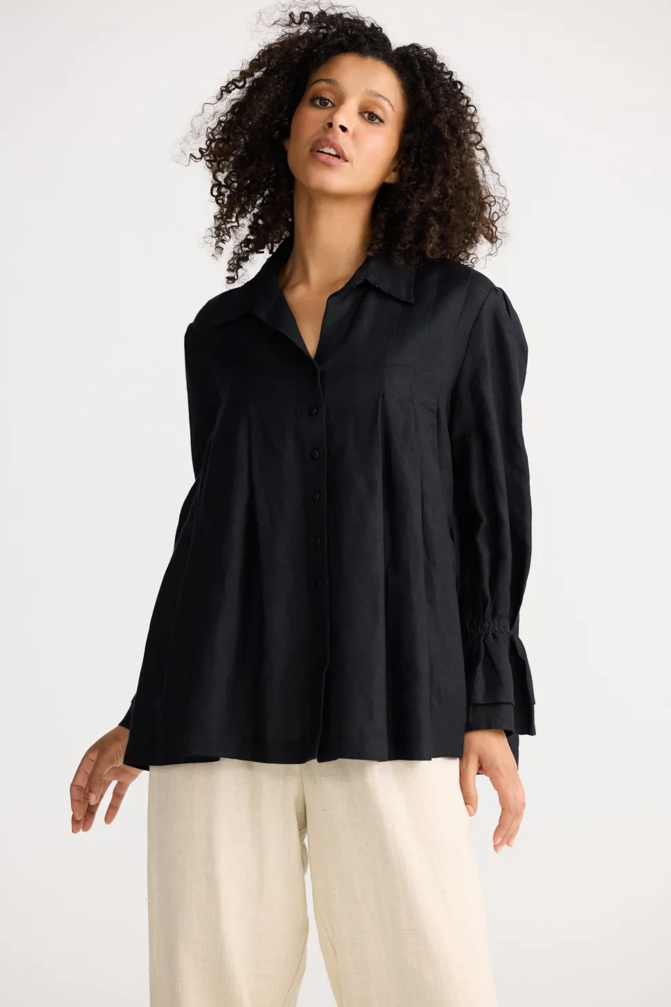 The Shanty Aeris Shirt - Black