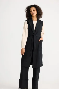 The Shanty Noa Vest - Black